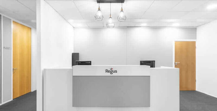 4 Maxwell Road, Borehamwood - Image 4