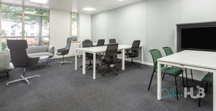 London Road, Staines - Image 3