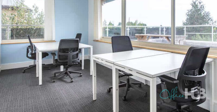 London Road, Staines - Image 4