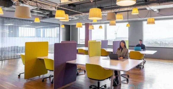 2 Lakeside Drive, London - Image 4