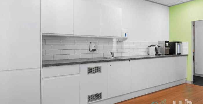 Lower Castle Street, Castlemead - Image 4