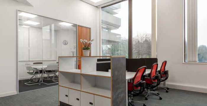 Lower Castle Street, Castlemead - Image 2