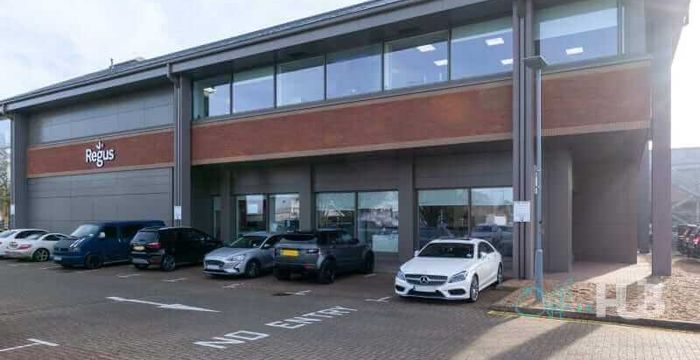 Churchill Court 3, Crawley - Image 4
