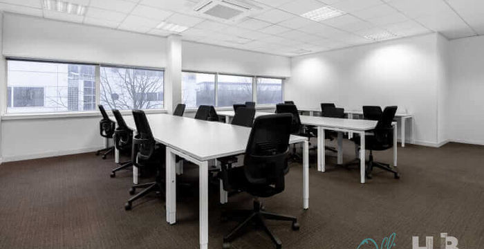 George Curl Way, Southampton - Image 4