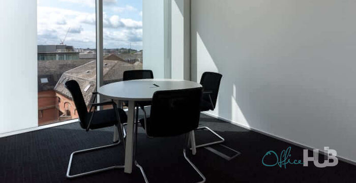 Forbury Square, Reading - Image 2