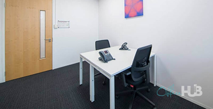 2 Victoria Square, St Albans - Image 2