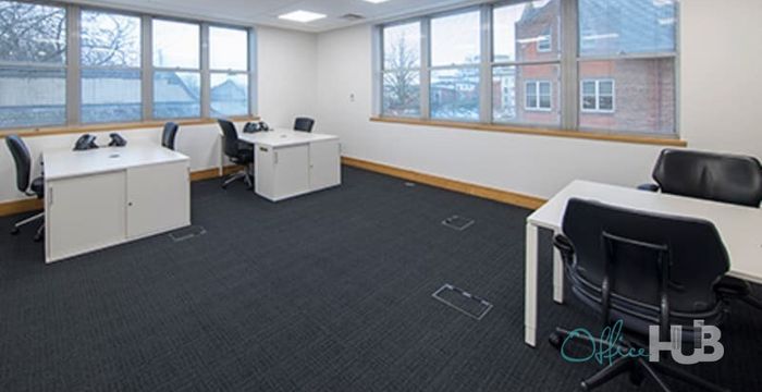 2 Victoria Square, St Albans - Image 2