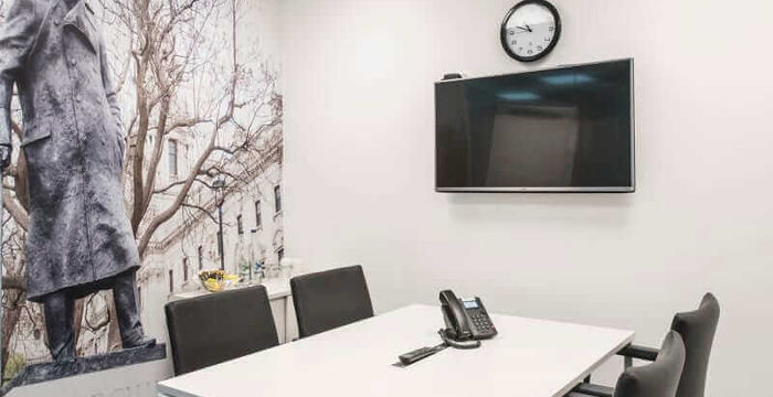 Heathrow Airport, Hounslow - Image 2