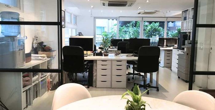 30 Hollywood Road, Central - Image 2