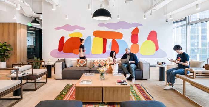 2000 Yishan Rd, Shanghai - Image 2