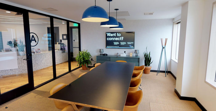 800 Bellevue Way Ne, Bellevue - Image 3