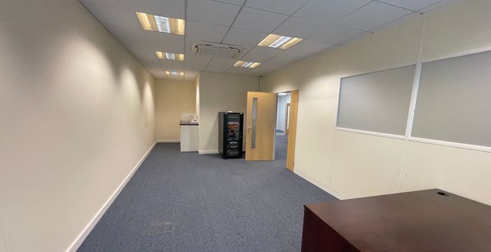 2 Whittle Court, Knowlhill Milton Keynes - Image 2