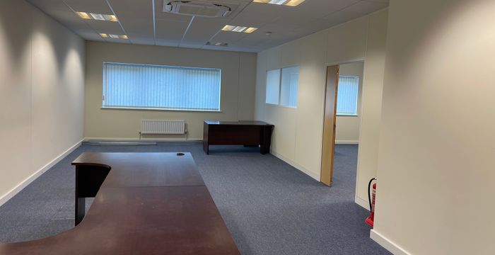 2 Whittle Court, Knowlhill Milton Keynes - Image 5