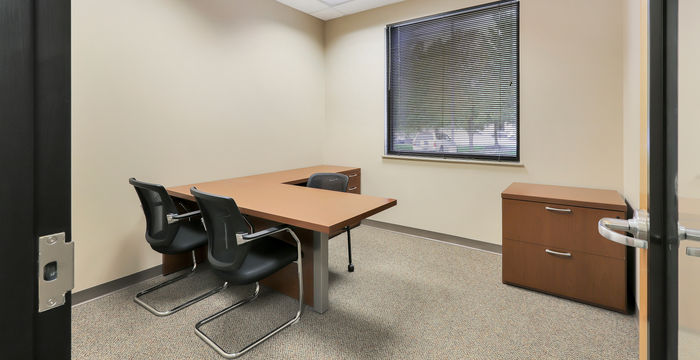 691 Trade Center Blvd, Chesterfield 691 Trade Center Blvd, Chesterfield - Image 2