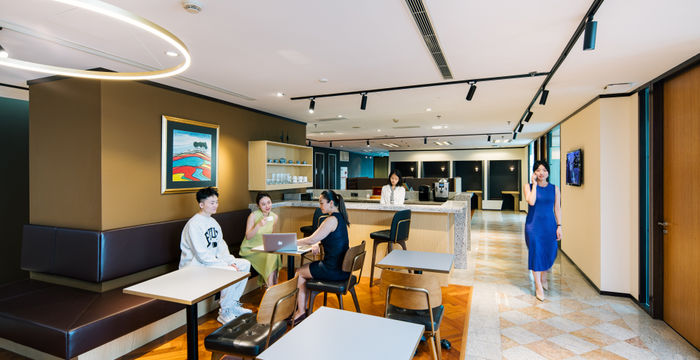 9 Bin Jiang Lu, Jiang Jin Qu - Image 2