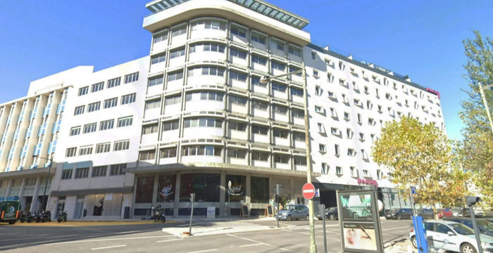 12 Avenida Duque De Loule, Lisbon - Image 5