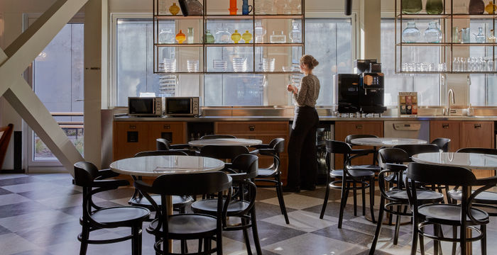 Uhlandstrasse 32, Berlin - Image 4