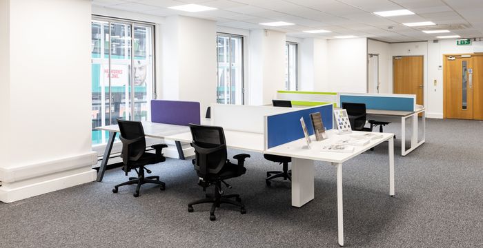 2/10 Bridge Street, Reading - Image 2