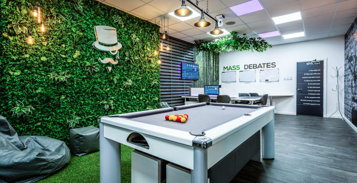 9 Bigg Market, Newcastle Upon Tyne - Image 3