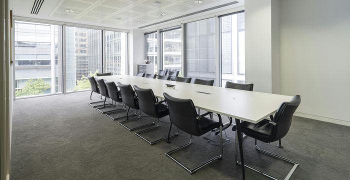 10 Bishops Square, London - Image 4