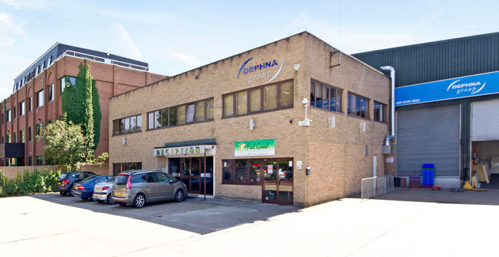 14 Cumberland Road, London - Image 4