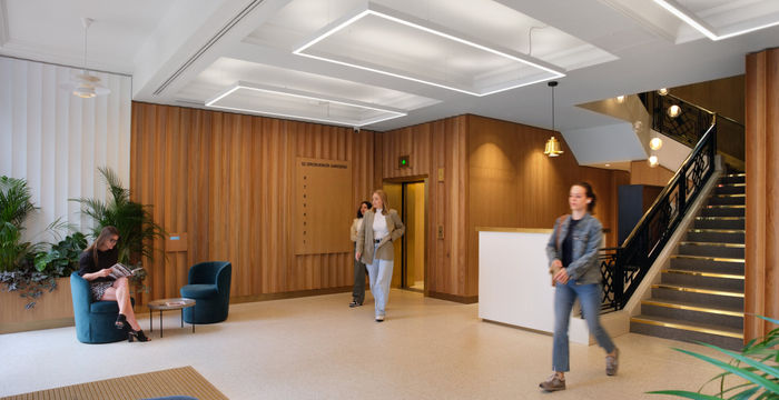 52 Grosvenor Gardens, Greater London - Image 4