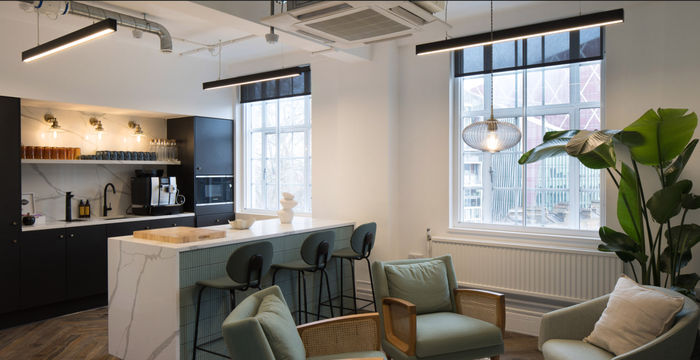 52 Grosvenor Gardens, Greater London - Image 5