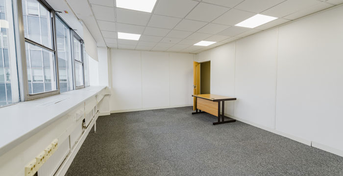 90-92 Butt Road, Essex - Image 4