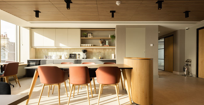 Station Bridge, Harrogate - Image 5