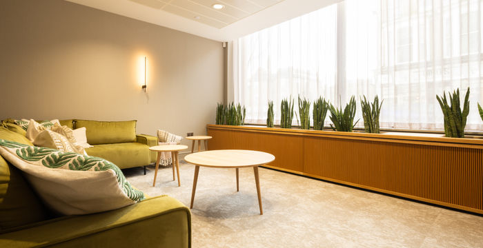 Station Bridge, Harrogate - Image 2