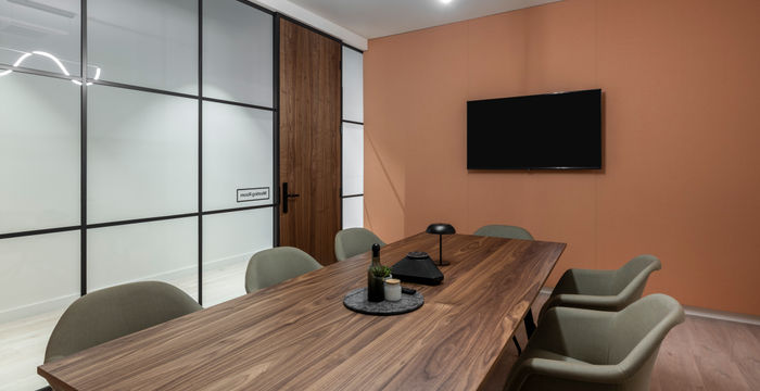 22 Ash Ave, London - Image 4