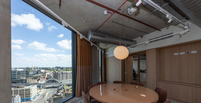 Blossom St, London - Image 4