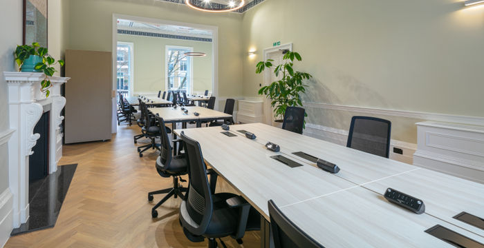 19 Portland Pl, London - Image 2