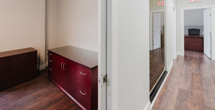 98-22 Metropolitan Avenue, Forest Hills - Image 4