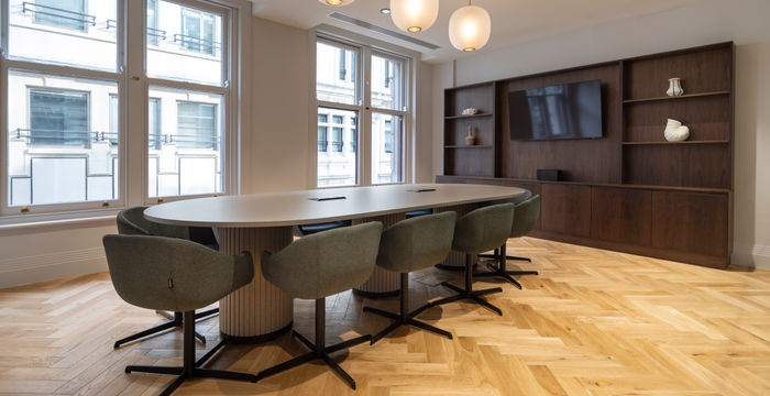 10 Throgmorton Avenue, London - Image 2