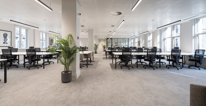 10 Throgmorton Avenue, London - Image 4