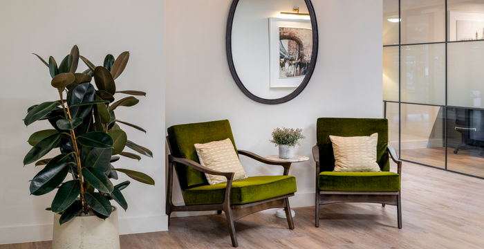 Victoria St Jubilee Square, St Albans - Image 3