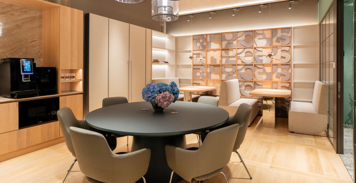 No 195 Guangfu Road, Shanghai - Image 3