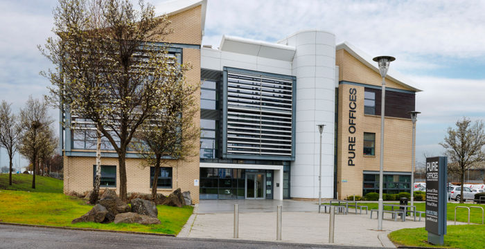 Glasgow Hillington Park - Image 5