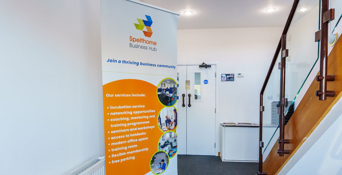 33 Hanworth Road, Surrey - Image 5