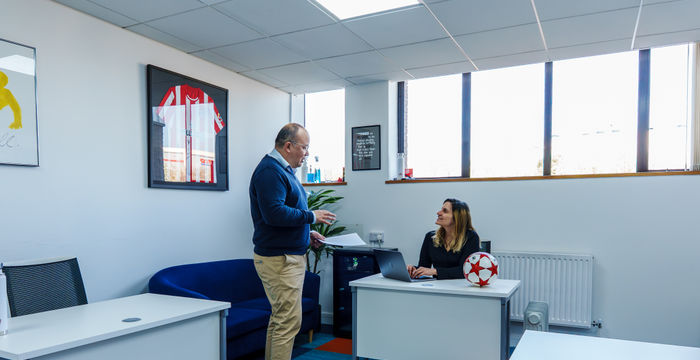 33 Hanworth Road, Surrey - Image 4