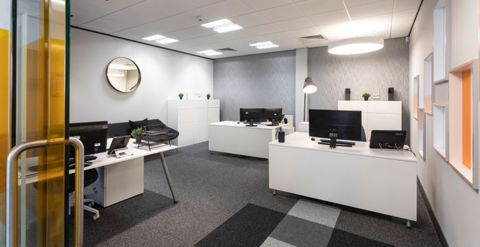 Lake View Drive, Nottinghamshire - Image 2