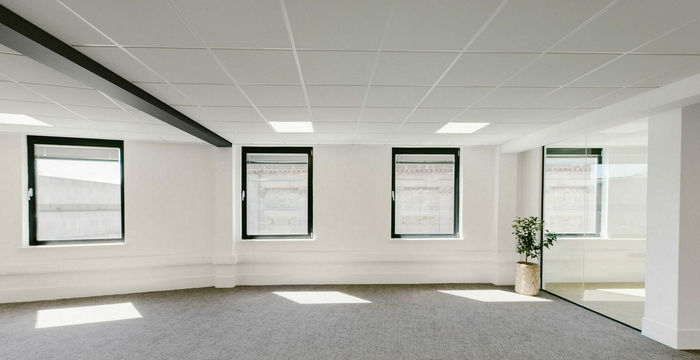 57 Carr Lane, Hull - Image 2