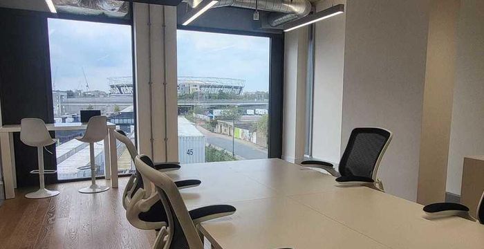 Marshgate Lane, London - Image 4