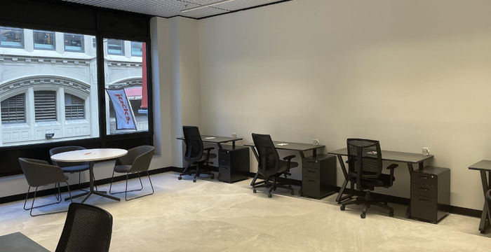 240 W 40th Street 240 W 40th Street, New York - Image 2