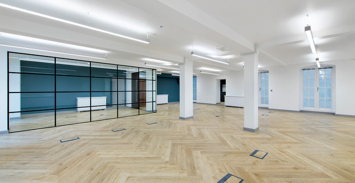 1-2 Castle Lane, Victoria - Image 2