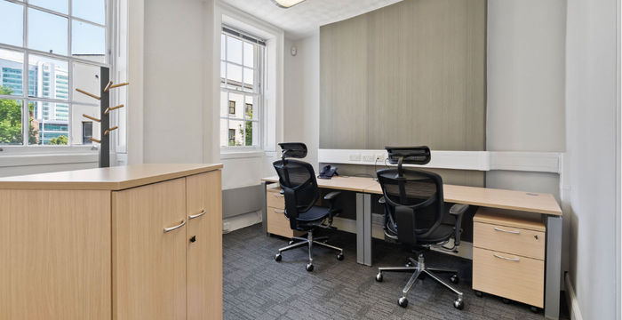 Silverstream House - Image 4