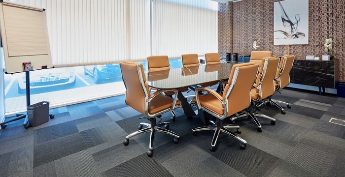 720 Centennial Court, Elstree - Image 3