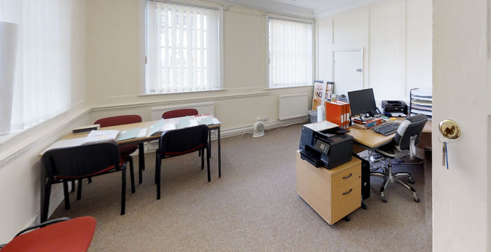 2 Huntingdon Street, St Neots Cambridgeshire - Image 2