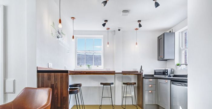 20 Broad Street, Wokingham Berkshire - Image 3